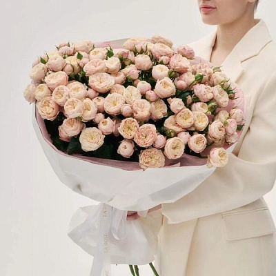 Монобукет из кустовой розы Royal Blush